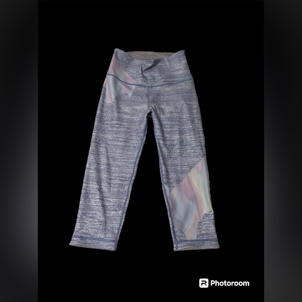 New Peloton white opal capri leggings